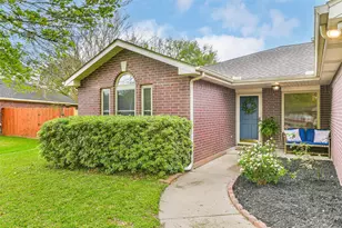 3425 Stevenwood Ln, Alvin, TX 77511 - Photo 4