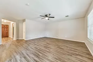 3425 Stevenwood Ln, Alvin, TX 77511 - Photo 10