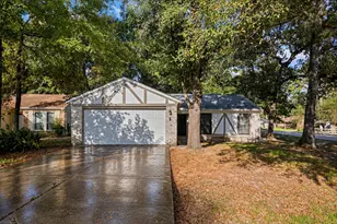 1 E Wavy Oak Cir, The Woodlands, TX 77381 - Photo 1