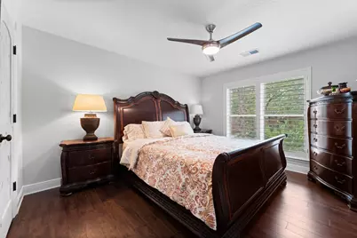 179 W Amberglow Circle, The Woodlands, TX 77381 - Photo 14