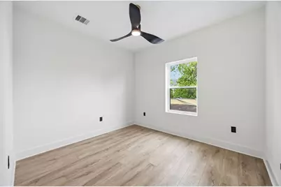 316 Clearwater Street #A, Houston, TX 77029 - Photo 14