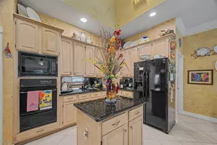 911 Lake Country Dr, Seabrook, TX 77586 - Photo 18