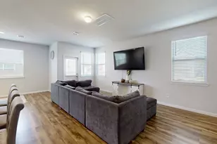 966 Harper Ln, Bryan, TX 77803 - Photo 4