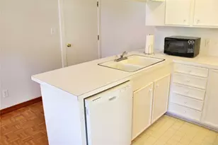 727 Milam St, Columbus, TX 78934 - Photo 8