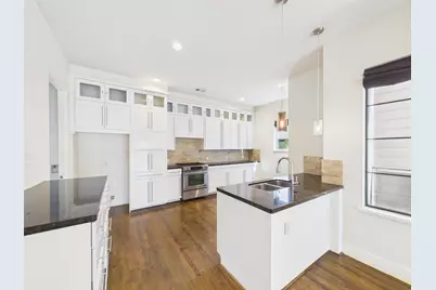 5425 Floyd Street, Houston, TX 77007 - Photo 8