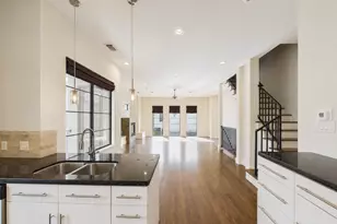 5425 Floyd St, Houston, TX 77007 - Photo 10