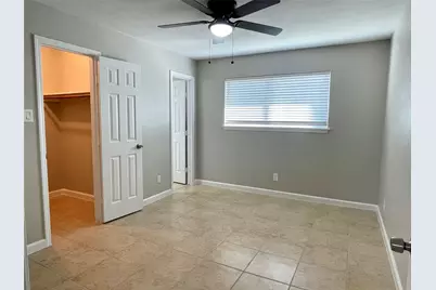 1914 Larrabee Street #7, Seabrook, TX 77586 - Photo 8