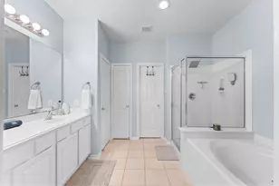 122 W Burberry Cir, The Woodlands, TX 77384 - Photo 30