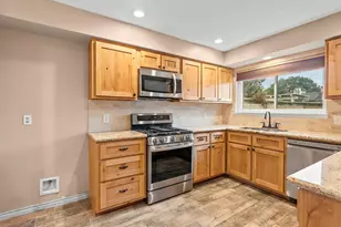 3613 Polk Ln, Deer Park, TX 77536 - Photo 6