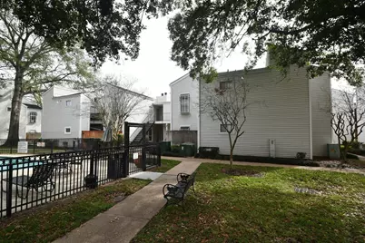 9809 Richmond Avenue E #16, Houston, TX 77042 - Photo 26