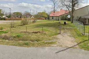 3014 Wayne St, Houston, TX 77026 - Photo 2