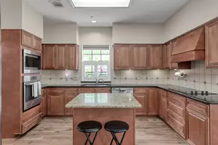 2 S Duskwood Pl, The Woodlands, TX 77381 - Photo 12