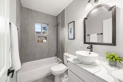 1405 Walton Street, Houston, TX 77009 - Photo 20