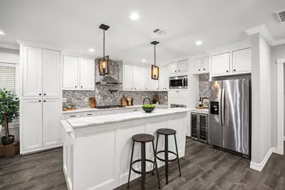 1405 Walton Street, Houston, TX 77009 - Photo 10