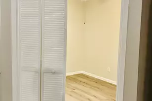 2403 Chimneystone Cir, Sugar Land, TX 77479 - Photo 4