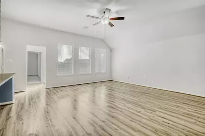 15602 Baronial Castle Drive, Atascocita, TX 77346 - Photo 4