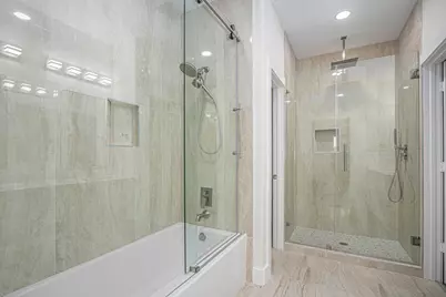 9807 Bamboo #A, Houston, TX 77041 - Photo 32