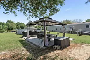 428 W Pine, Winnie, TX 77665 - Photo 22