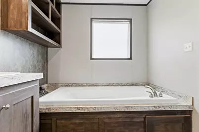 428 W Pine, Winnie, TX 77665 - Photo 16