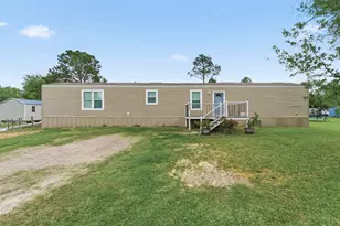 428 W Pine, Winnie, TX 77665 - Photo 30