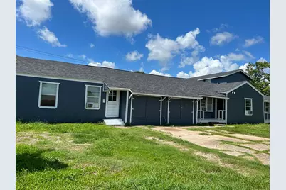 527 W 8th Street, Freeport, TX 77541 - Photo 2