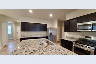 7723 London Tower Lane, Houston, TX 77044 - Photo 4