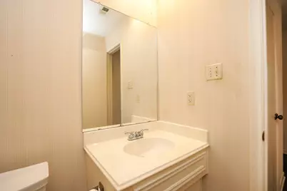 15226 Rainhollow Drive, Houston, TX 77070 - Photo 10