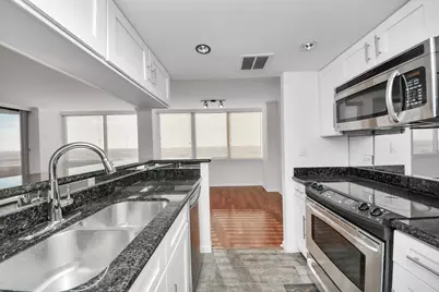 3525 Sage Road #1503, Houston, TX 77056 - Photo 32