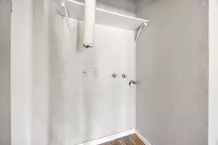 5618 Briarwick Ln, Houston, TX 77016 - Photo 26