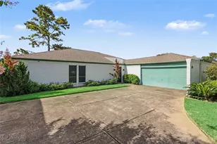 5519 Arncliffe Dr, Houston, TX 77088 - Photo 2