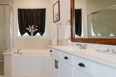 385 Weimer Lagoon Road, La Porte, TX 77571 - Photo 12