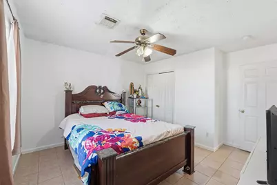 7125 Farnsworth Street, Houston, TX 77022 - Photo 20