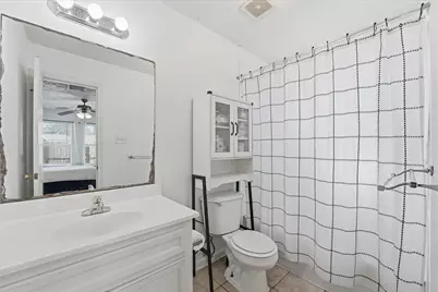 7125 Farnsworth Street, Houston, TX 77022 - Photo 16