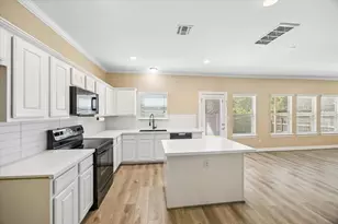 1717 Eagle Lake Rd, Sealy, TX 77474 - Photo 2