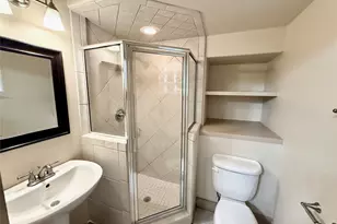 953 Yale St, Houston, TX 77008 - Photo 14