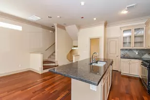 953 Yale St, Houston, TX 77008 - Photo 6