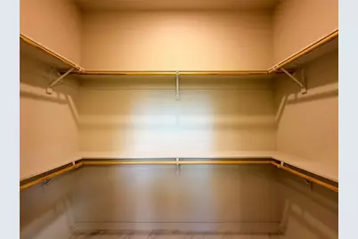 103 E Lobit Avenue, Baytown, TX 77520 - Photo 18