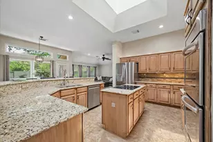 1823 River Trail, Sugar Land, TX 77479 - Photo 10