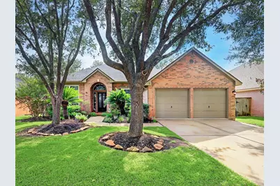 1823 River Trail, Sugar Land, TX 77479 - Photo 1