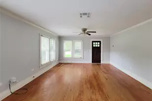 508 W Lang, Alvin, TX 77511 - Photo 6
