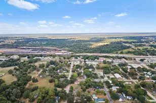 327 12th St, Somerville, TX 77879 - Photo 34