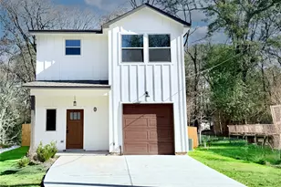 1009 Spokane River Rd, Conroe, TX 77316 - Photo 2