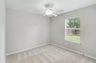 10718 Fairview Dr, Conroe, TX 77385 - Photo 12
