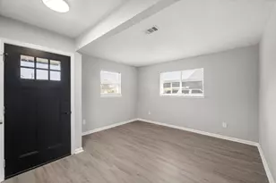 11330 Murr Way, Houston, TX 77048 - Photo 8