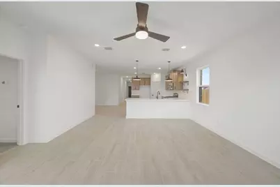 588 Day Station Drive, Dayton, TX 77535 - Photo 12