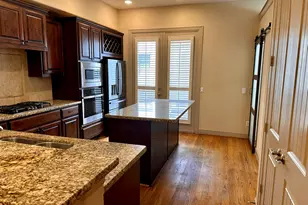 214 Detering St, Houston, TX 77007 - Photo 14