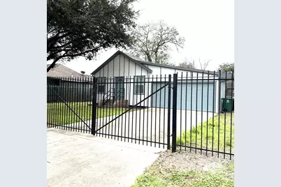 4510 Kingsbury Street, Houston, TX 77021 - Photo 1
