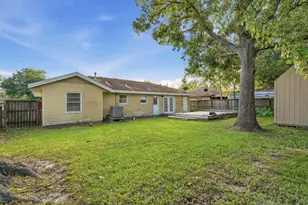 2918 Tarpey Ave, Texas City, TX 77590 - Photo 22