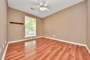 9435 Barretts Glen Ct, Houston, TX 77065 - Photo 16