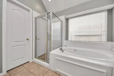 9435 Barretts Glen Court, Houston, TX 77065 - Photo 30